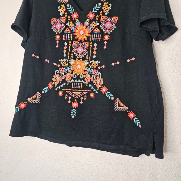 Savanna Jane Womens Top Size L Black Colorful Embroidered V Neck Short Sleeve - Picture 3 of 5